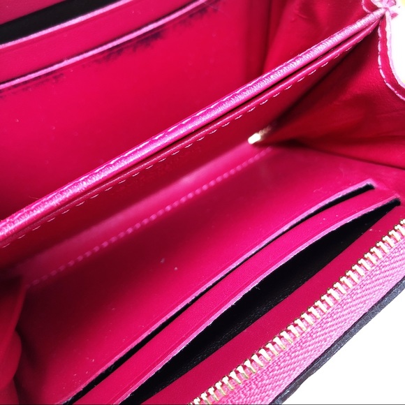 Sold Louis Vuitton Zippy Vernis Monogram wallet - Picture 10 of 16